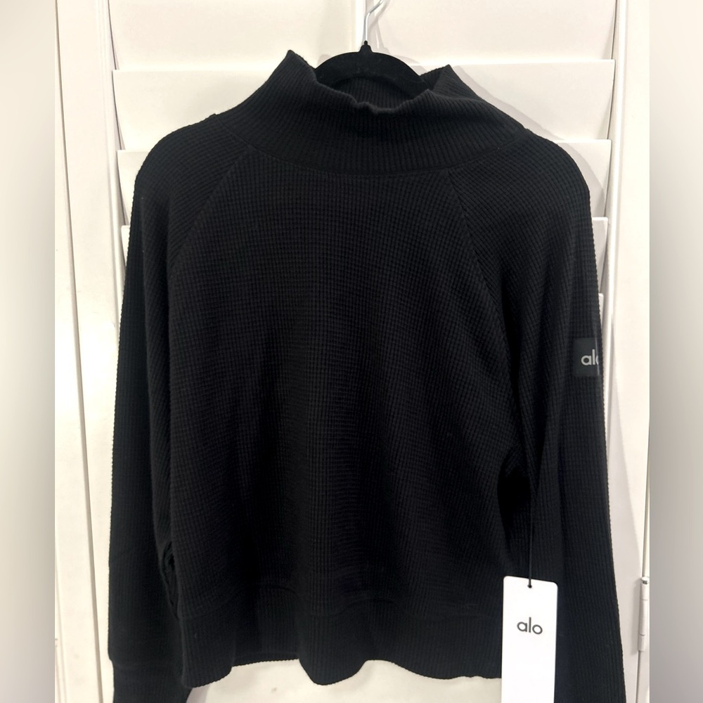 BRAND NEW ALO waffle weekend escape mock neck long sleeve. Black. XS.